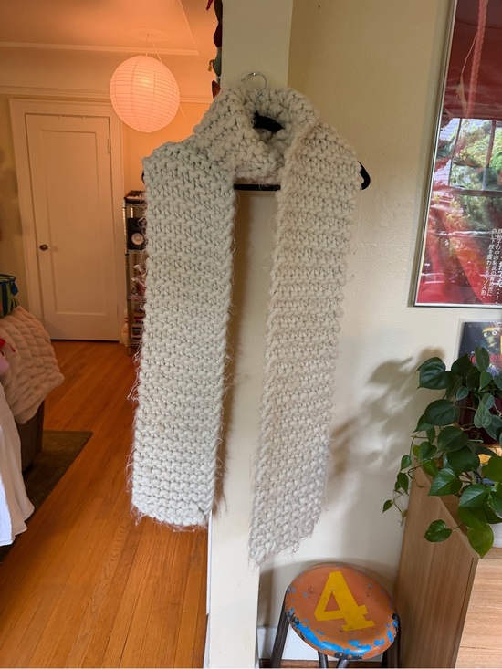 Urban Outfitters Accessories - Oversized Chunky Knit Cream Scarf